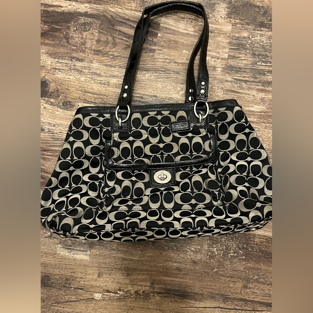 Coach Penelope Signature Carry-All Shoulder Bag